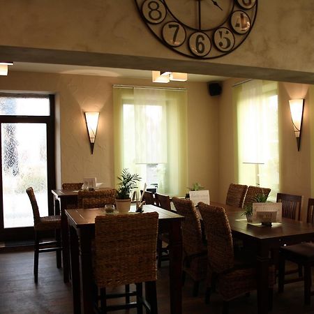 Hotel - Bistro - 3-Eck Merchweiler Kültér fotó