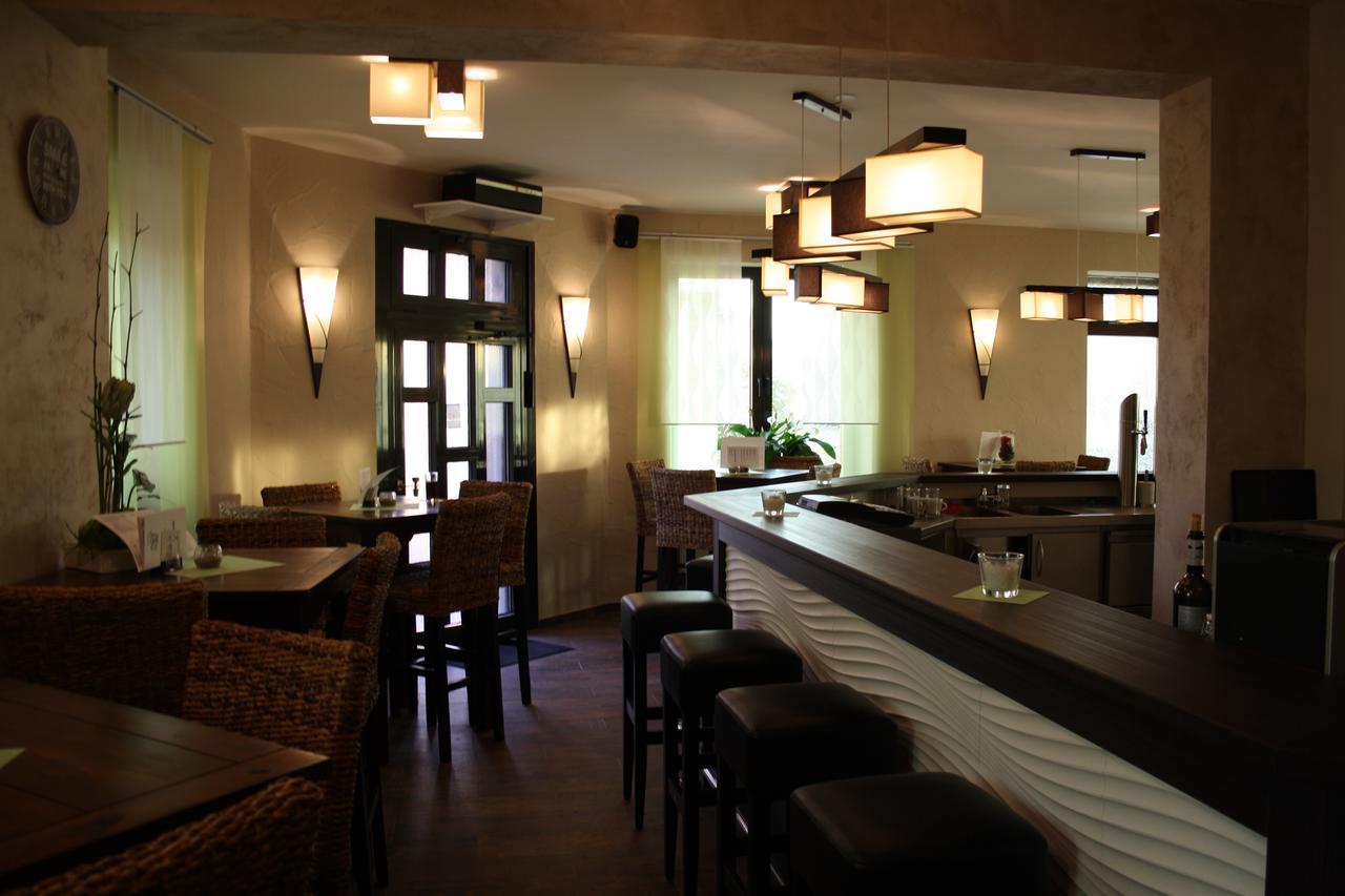 Hotel - Bistro - 3-Eck Merchweiler Kültér fotó